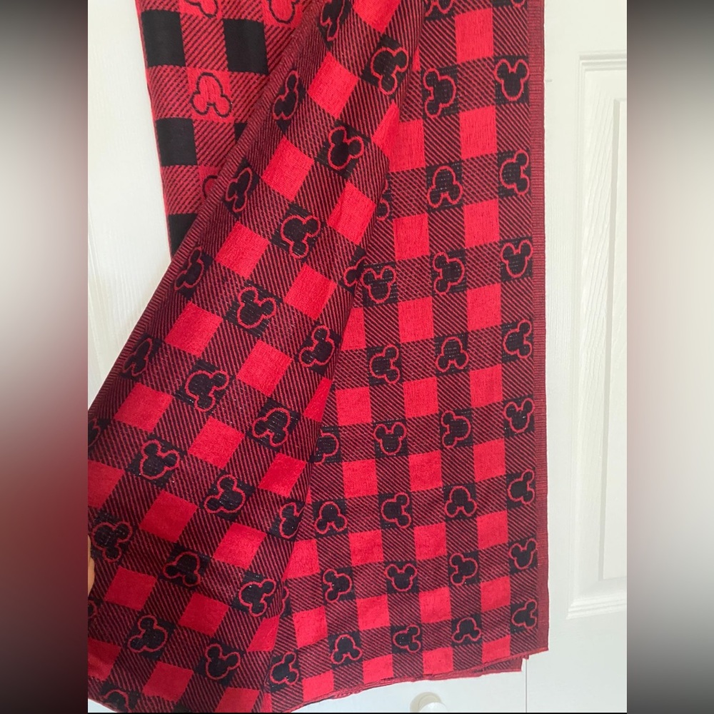 Disney Parks Mickey Mouse Scarf